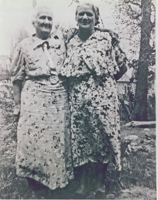 Frances Adelia Clark and Nellie Chamberlain